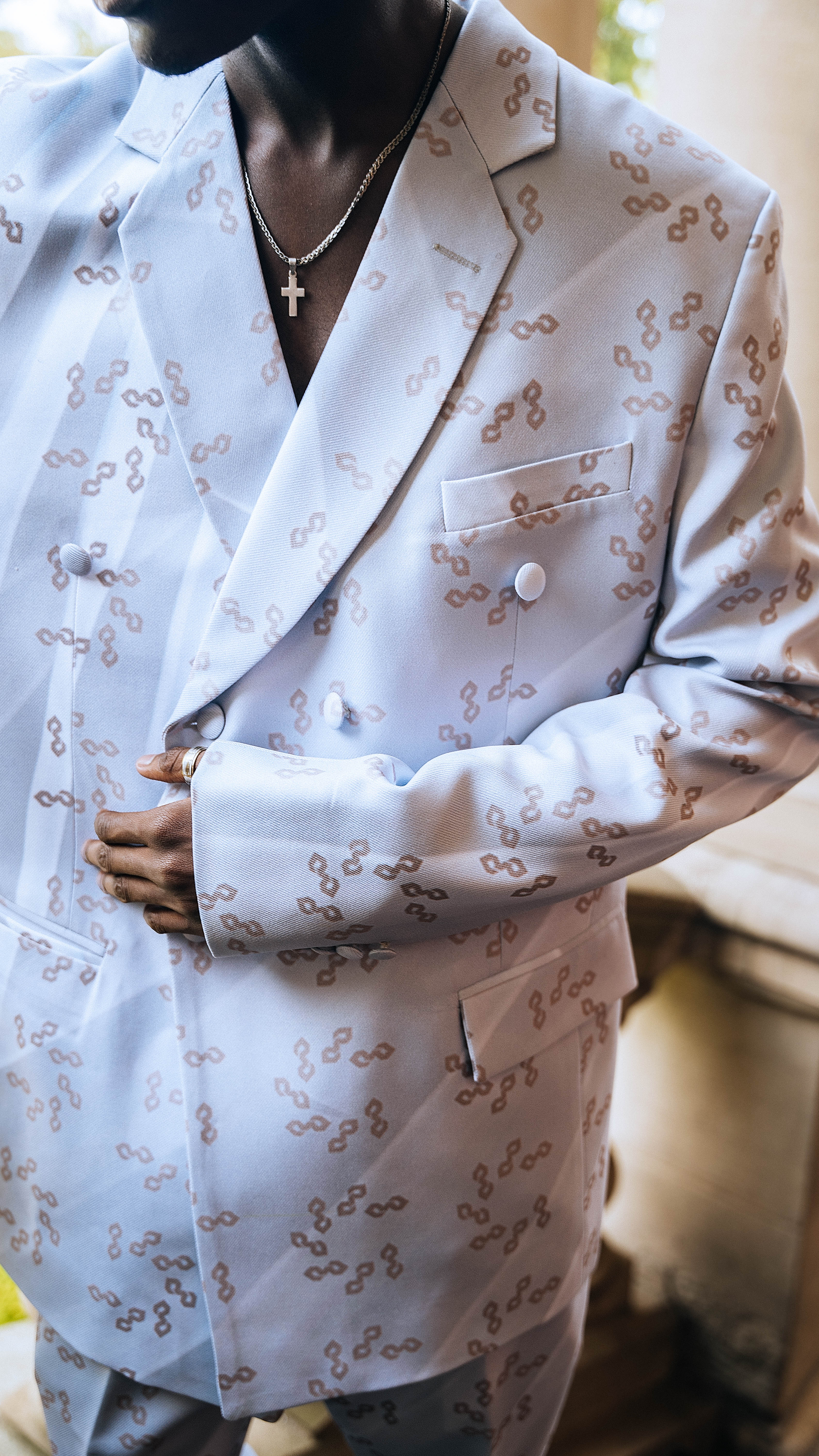 Potrends "Behind the surface" Two piece Tailored suit