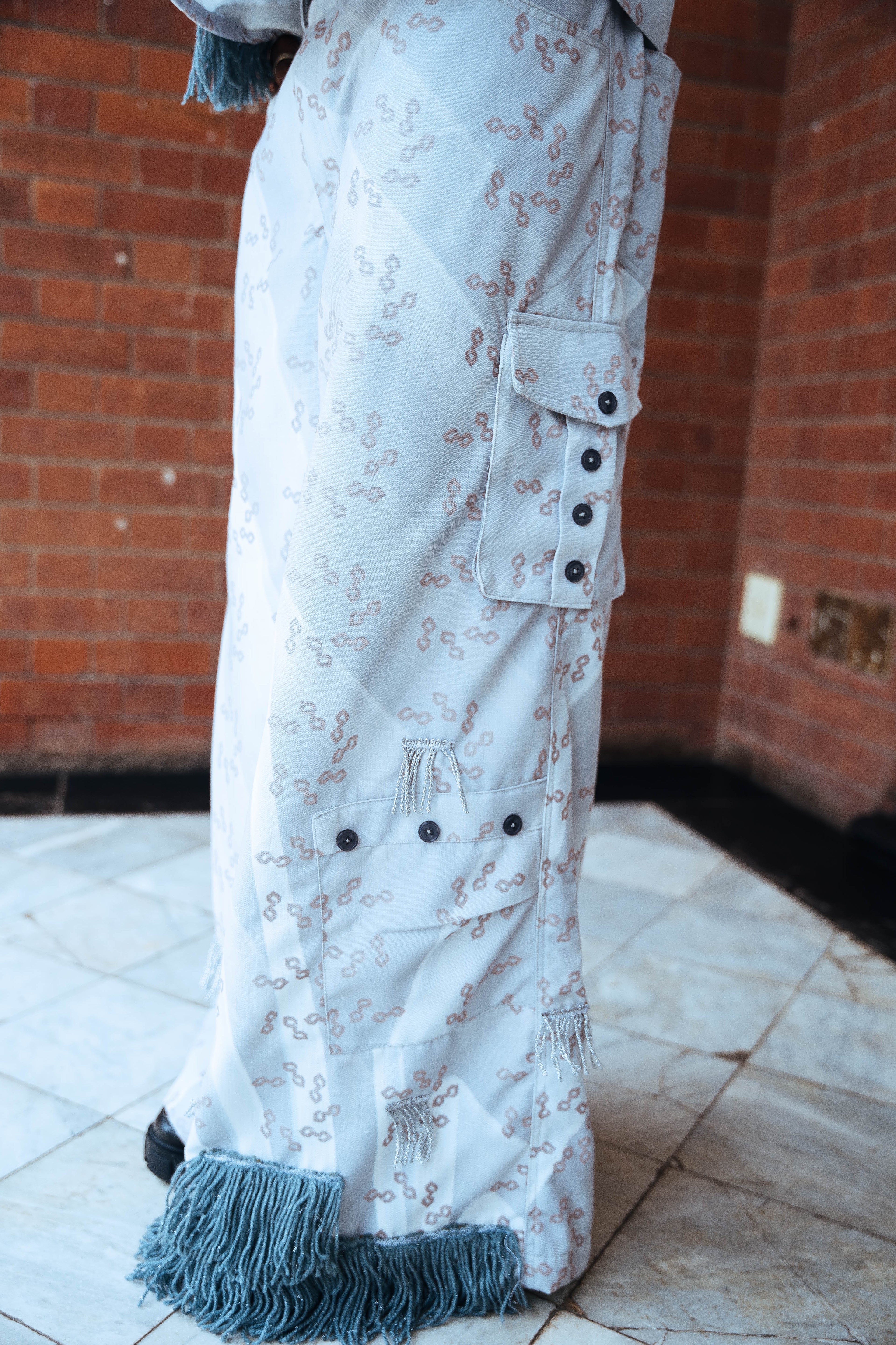 Potrends “Behind the Surface” Cargo Pant