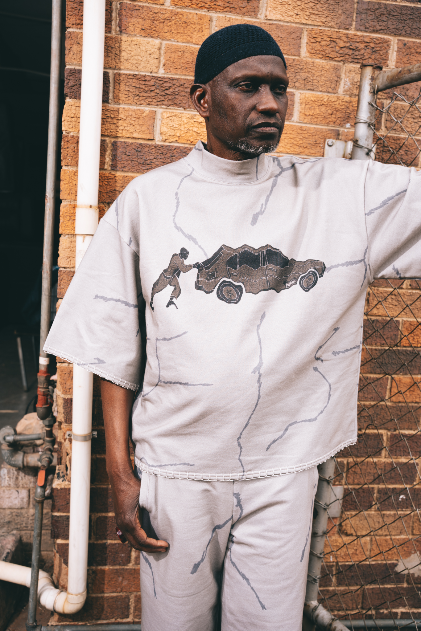 Into the Garden Oversize T-shirt